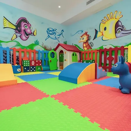 Color Village Family Hotel 3*