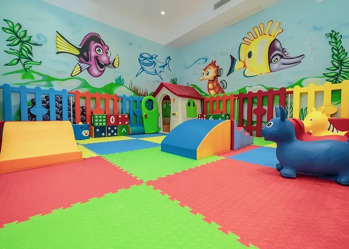 Color Village Family Hotel 3*