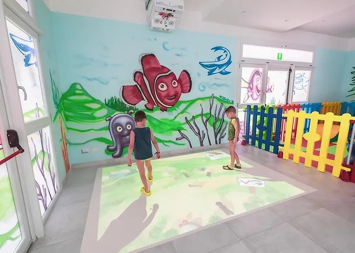 Color Village Family Hotel 3*