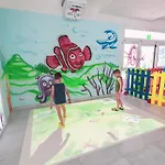 Color Village Family Szálloda 3*