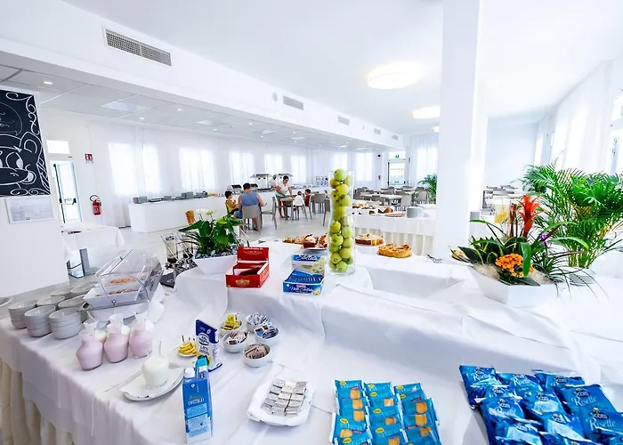 Color Village Family Hotel 3*